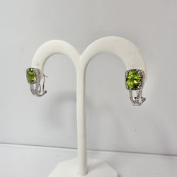 14KW PERIDOT & DIAMOND EARRING
