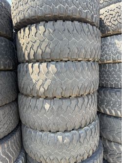 Vendo 35/12.50/R17 las 4 llanta por $200