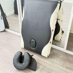 Massage Table 