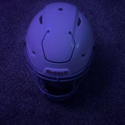 Speed Flex Football Helmet Large  And Large Football Shoulder Pads 
