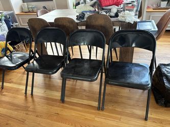 4 foldable metal chairs