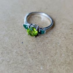 Sterling Silver (925, TGGC) Peridot Ring