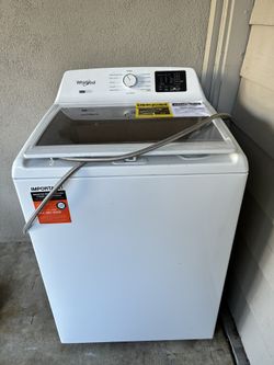 Brand New Whirlpool Washer. Bought 2 Months Ago Selling For $600