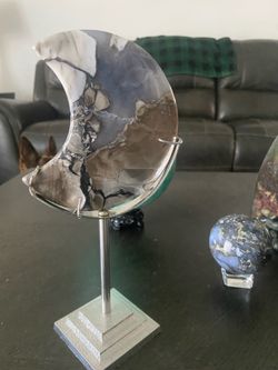 Moon with stand