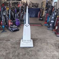 Simplicity Upright Vacuum Cleaner