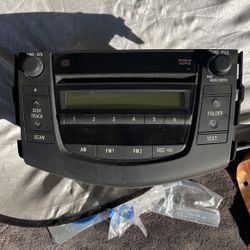 RAV-4 Stereo System 