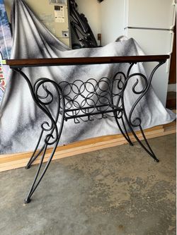 Wine Rack & Glass Holder Table