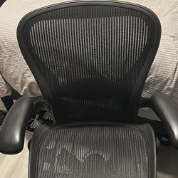 Herman Miller Aeron Size C Fully Loaded