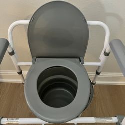 Commode