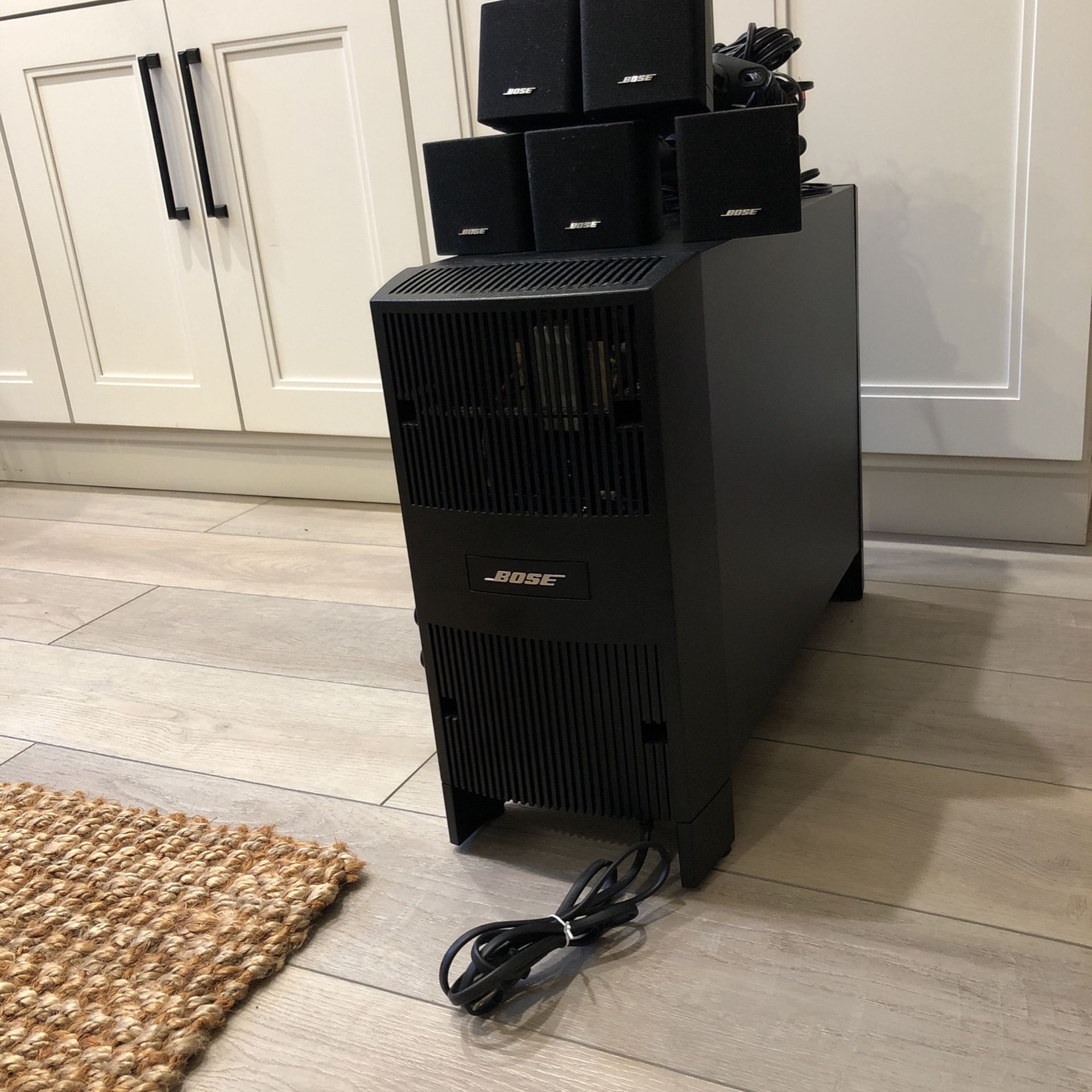 Bose Acoustimass 6 III Home Entertainment System