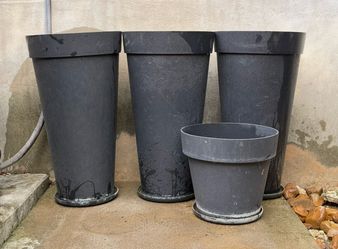 Set of 4 Dark Grey Plant Pots