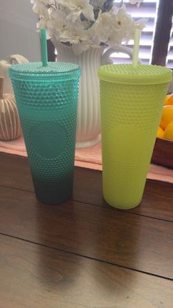 STARBUCKS CUPS