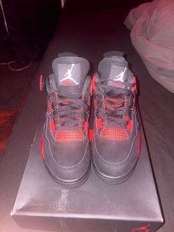Jordan 4 retro Red thunder