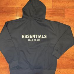 Essential Hoodie