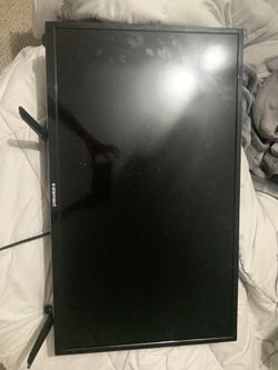 32 inch Element TV - used for two weeks and bought brand new