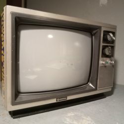 Retro Samsung Television Set