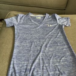 Under Armour Shirts (medium) 3 Shirts For $20