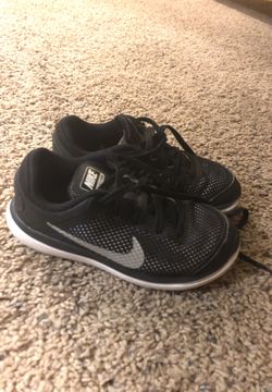 Nike boys flex run