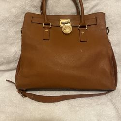 Michael Kors Leather Bag 