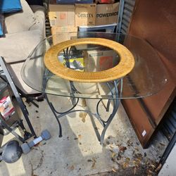 beautiful standing glass cocktail table