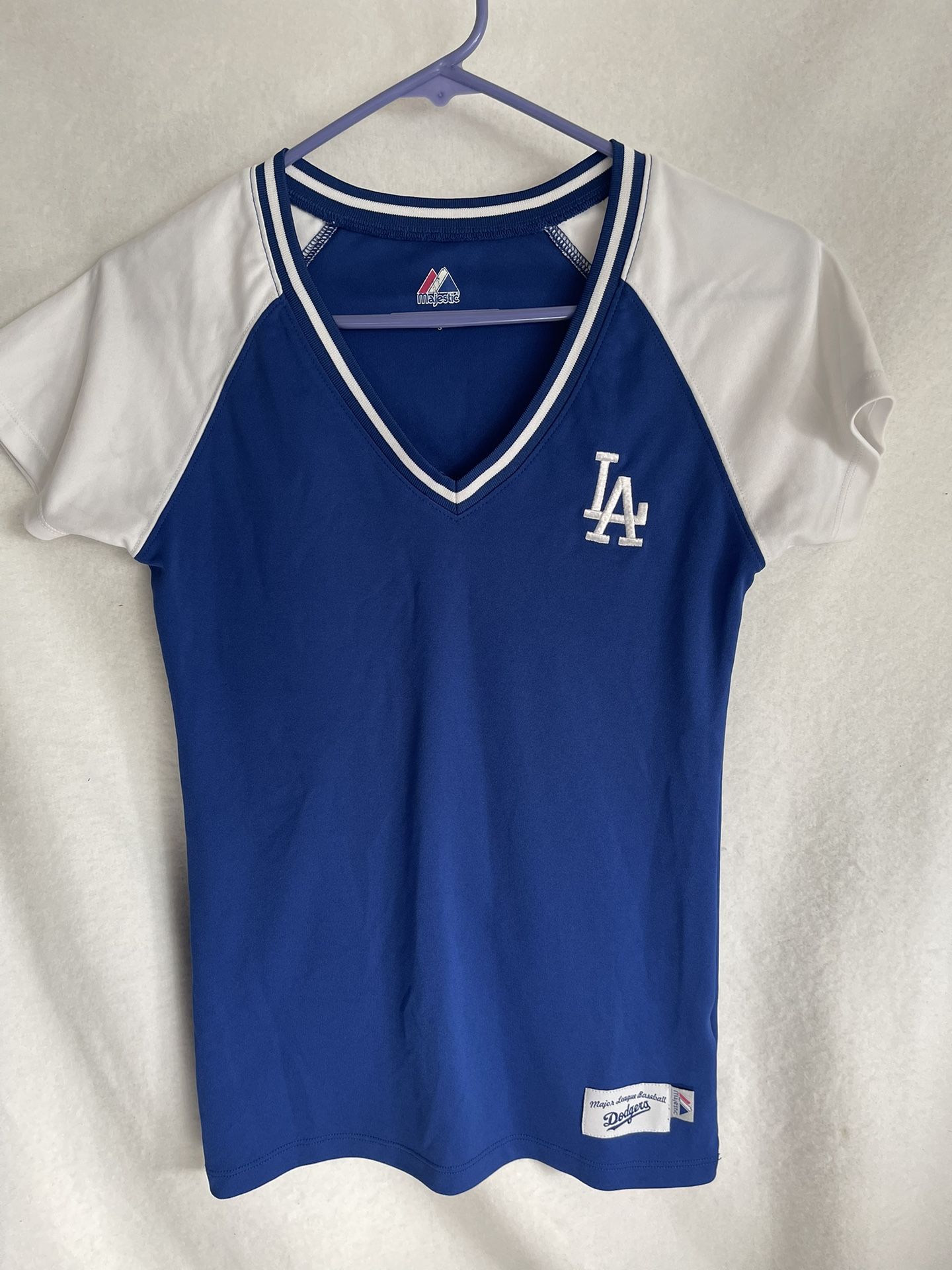 Los Angeles Dodgers Women’s V-Neck Shirt