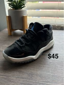 Jordan 11 retro  NO BOX