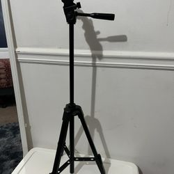 Tri-Pod