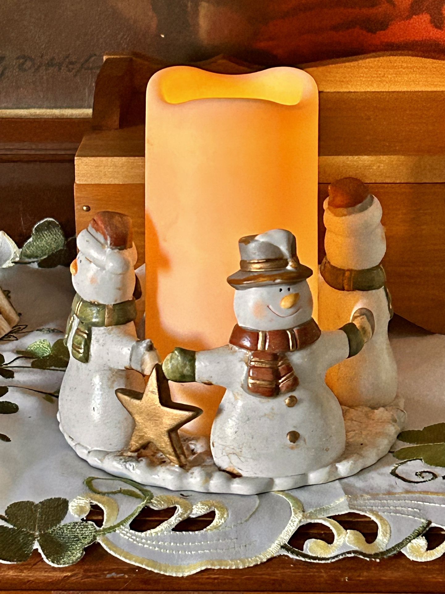 Snowman candle holder with artificial candle