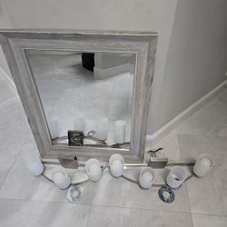 2 Set Of Vanity Lights With Mirror 