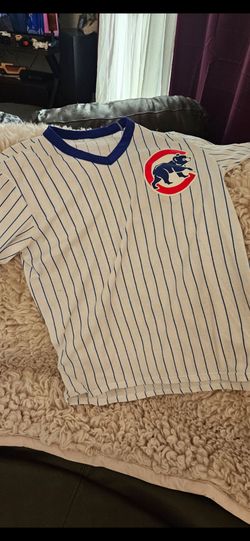 Vintage Majestic MLB Chicago Cubs Logo Pin Striped T-Shirt Tee XLarge, given at Wrigley, firm.
