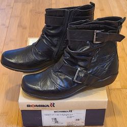 Womens Boots