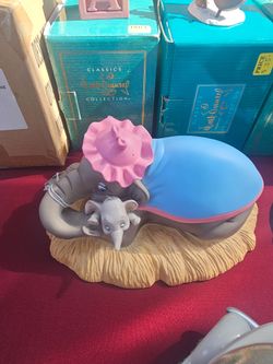 Disney WDCC Dumbo baby Mine