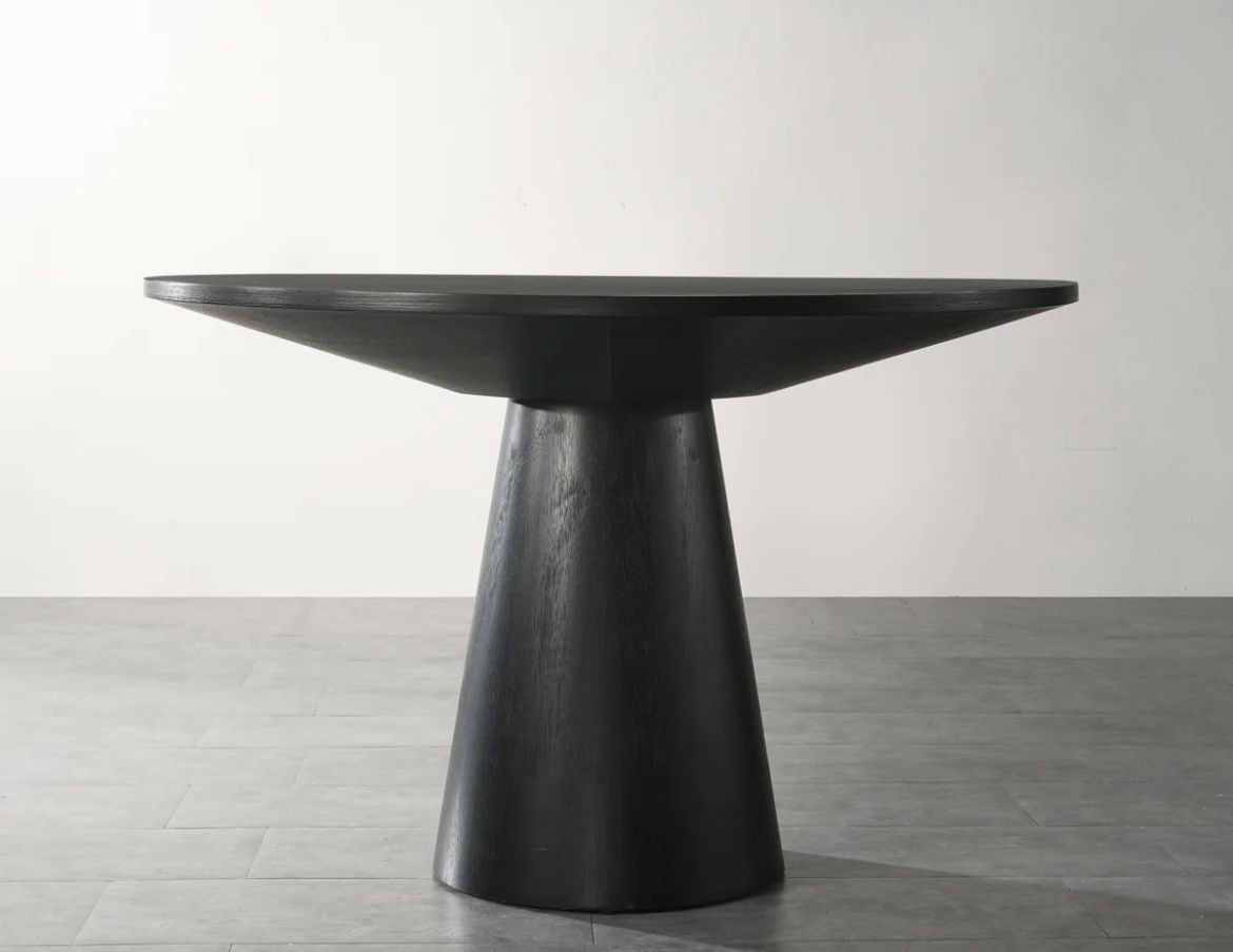Black Round Dining Table