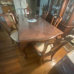 Dinner Table With Chairs