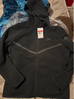 Nike tech
