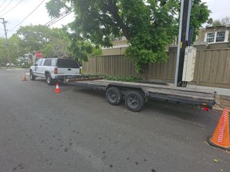 03 2500 SILVERADO 4X4 AND  UTILITY  TRAILER