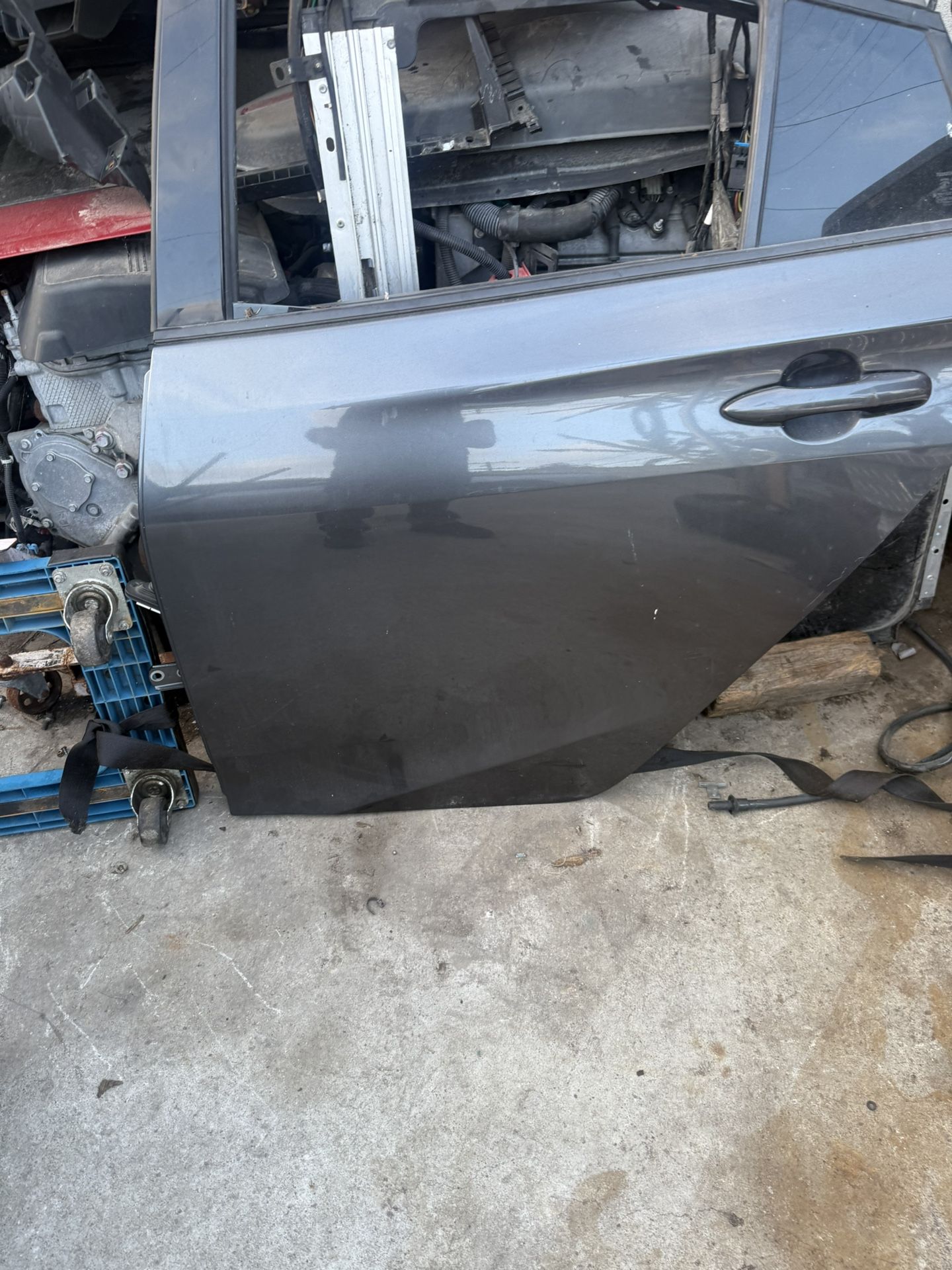 2018.  Prius.  Rear.  Door