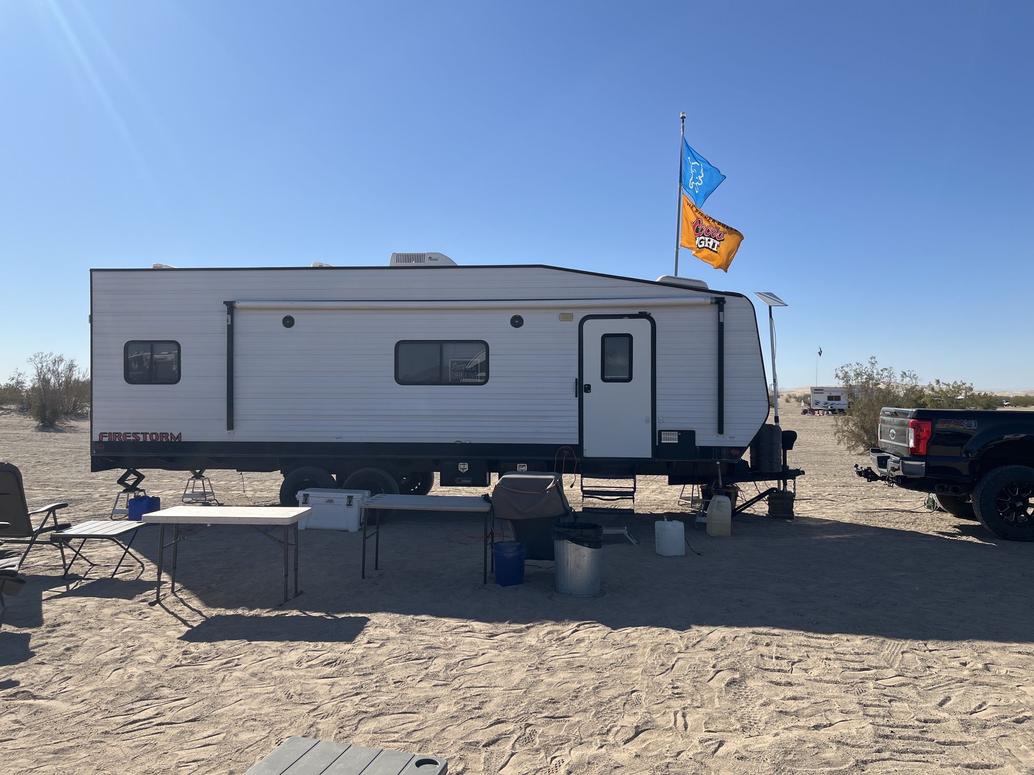 28’ Dune Sport Firestorm toy hauler