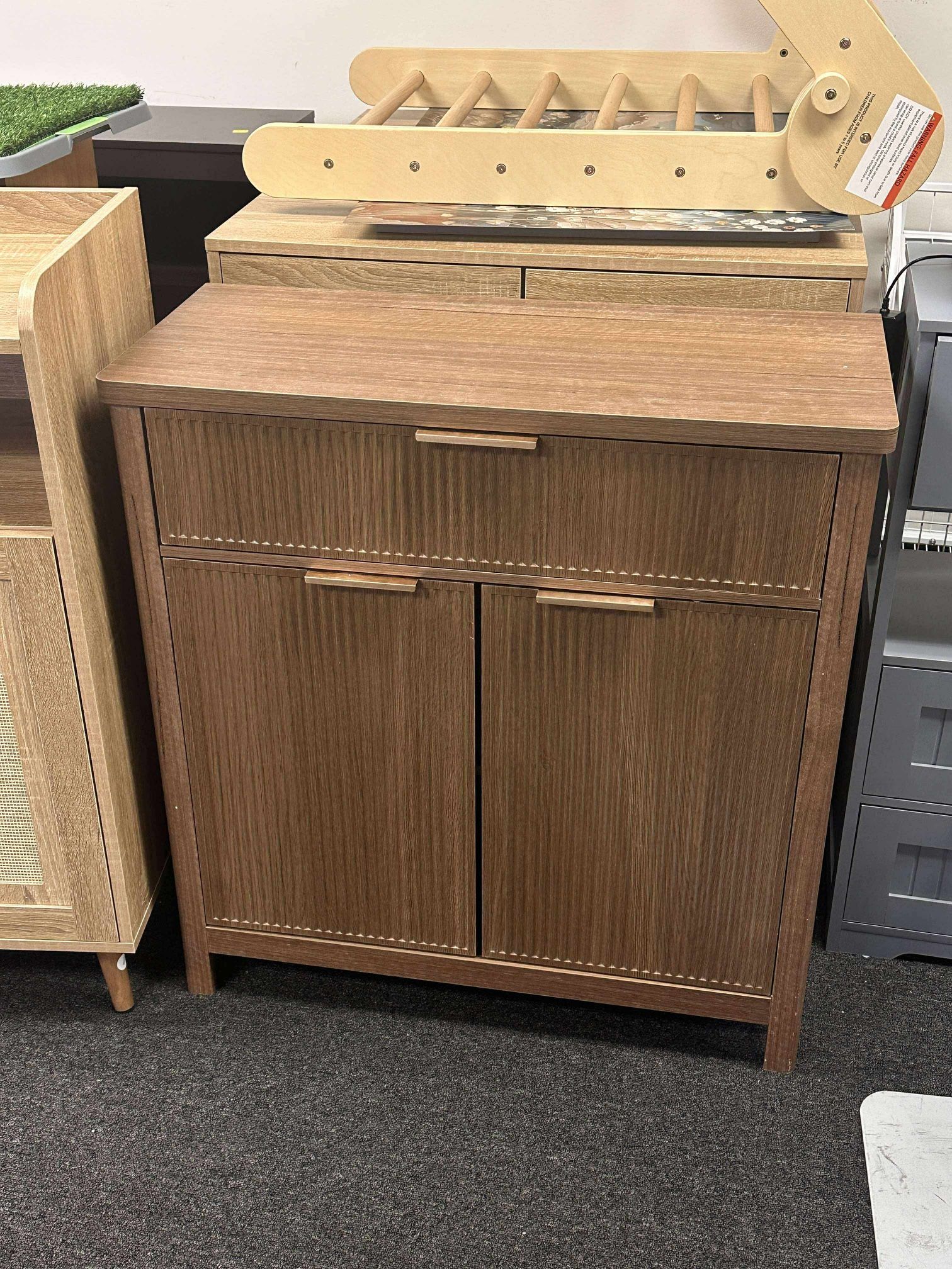 Fluted Storage Cabinet, Sideboard Buffet with Storage, 2 Door 1 Drawer Adjustable Shelf, Accent Cabinet