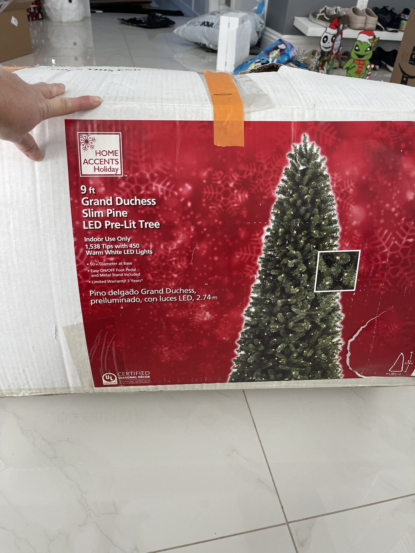 9 Ft Pre Lit Christmas Tree