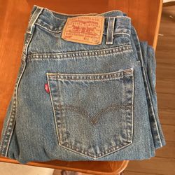 Levi Jeans 34x32