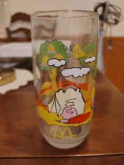 McDonald's camp Snoopy glass