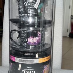 Disney Wonderland Tea Tea Cups And Saucers