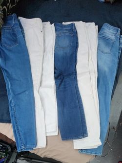 Bundle Of Jeans Size 26-28