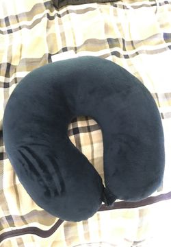 Travel pillow