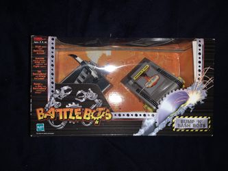 2001 Battlebots Bump N' Bash Bots Toro, Atomic Wedgie, Arena New In Box