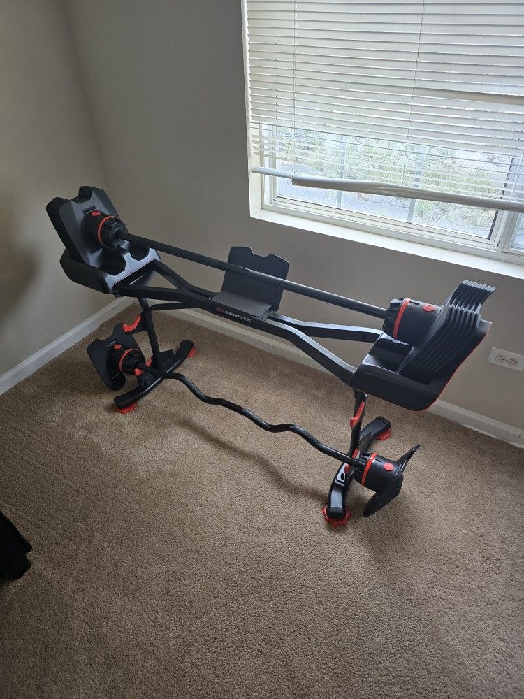 BowFlex SelectTech 2080 Adjustable Barbell with Curl Bar And Stand