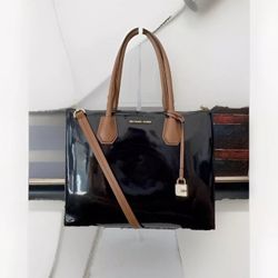MICHAEL KORS MERCER Studio LARGE  Tote Patent Leather black White Sides bag