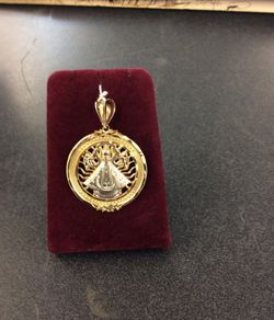 Religious charm 10k , 6.8grm