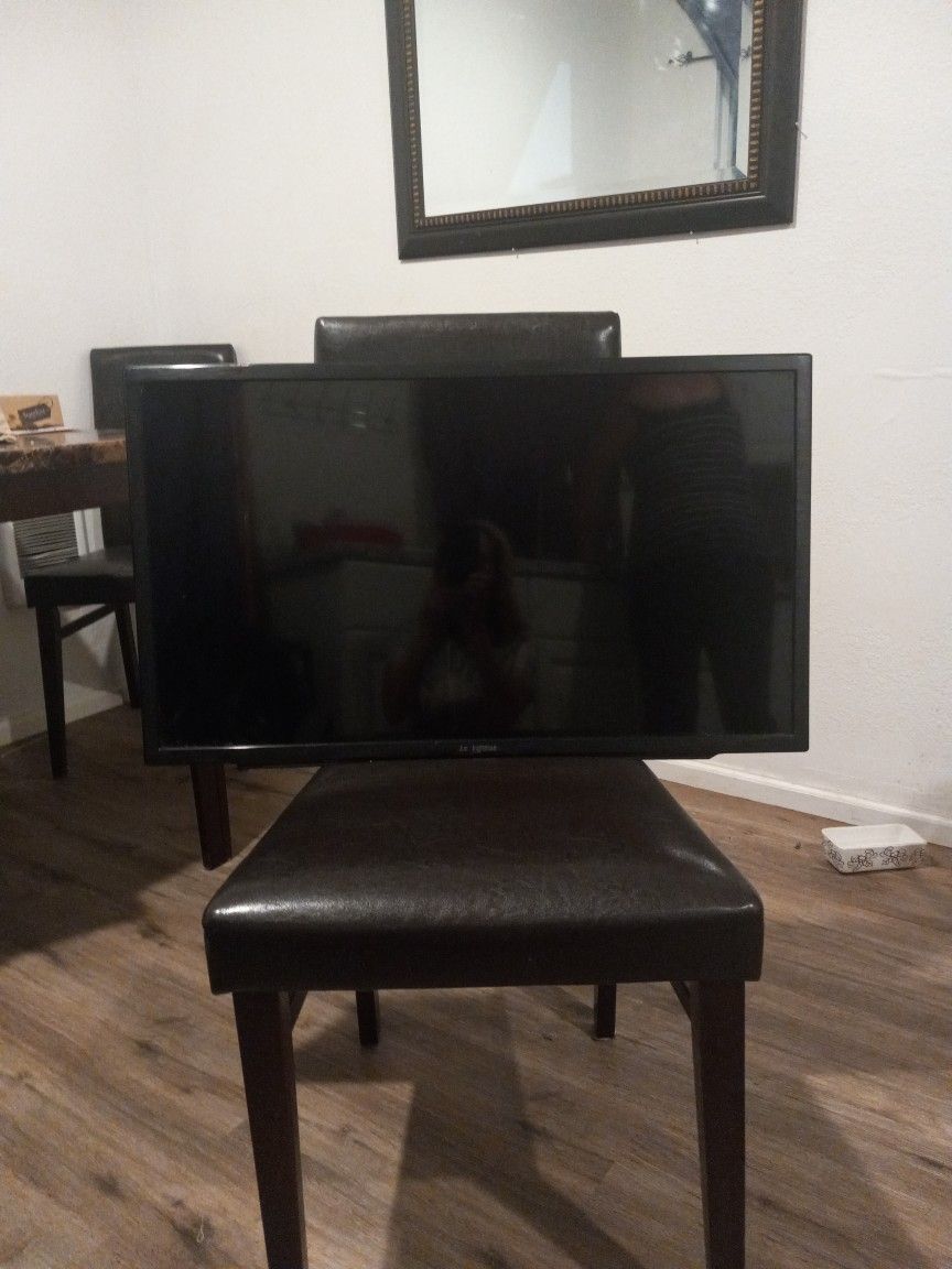 Westinghouse 32 In Flat Screen
